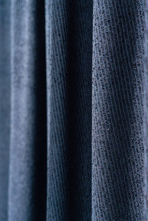Dividing curtain "bauhaus vorhangstoff gewebt no. 209" (bauhaus woven curtain fabric nr. 209), by Otti Berger, 1932, Newly woven fabric by Ben Teuscher, 2021, photo © Konrad Langer