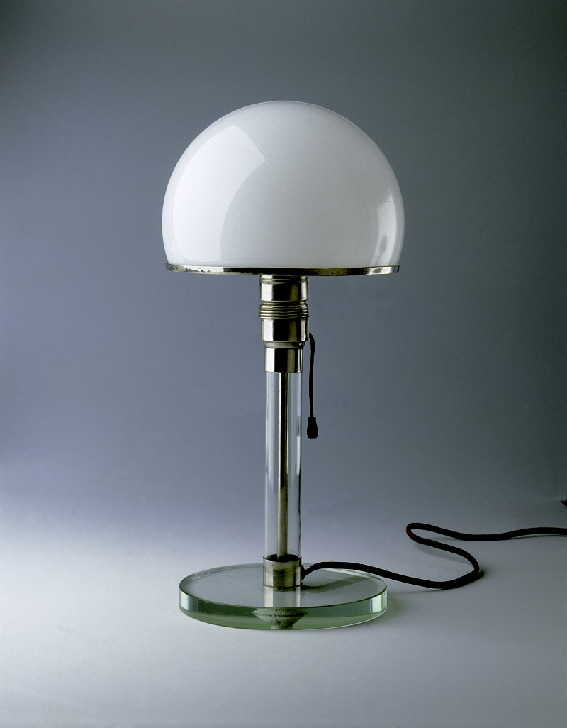 Wilhelm Wagenfeld (design), 1924, based on preliminary design by Carl Jakob Jucker, 1923, Table lamp MT 9 / ME 1 glass version, / design 1923-1924, produced c. 1927 / Bauhaus-Archiv Berlin, Photo: Gunter Lepkowski / © Jucker: Maya Bracher, Sernhac; Wagenfeld: VG Bild-Kunst Bonn